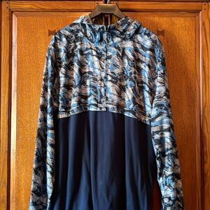 Under Armour men’s hooded pullover